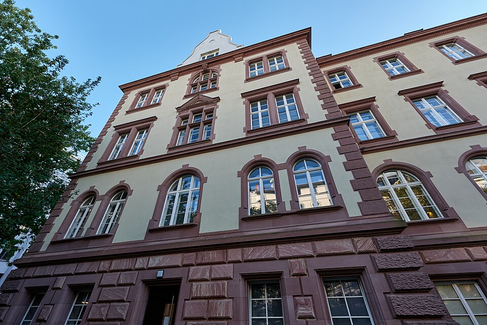 Regel- und Verbraucherinsolvenz bei Schulden in Wiesbaden